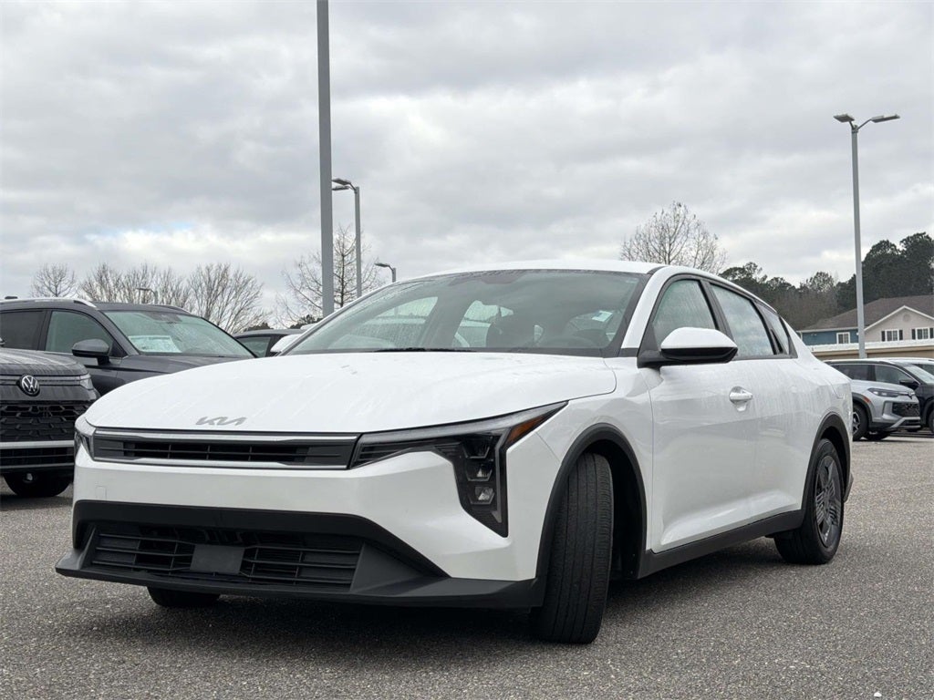 2025 Kia K4 LX