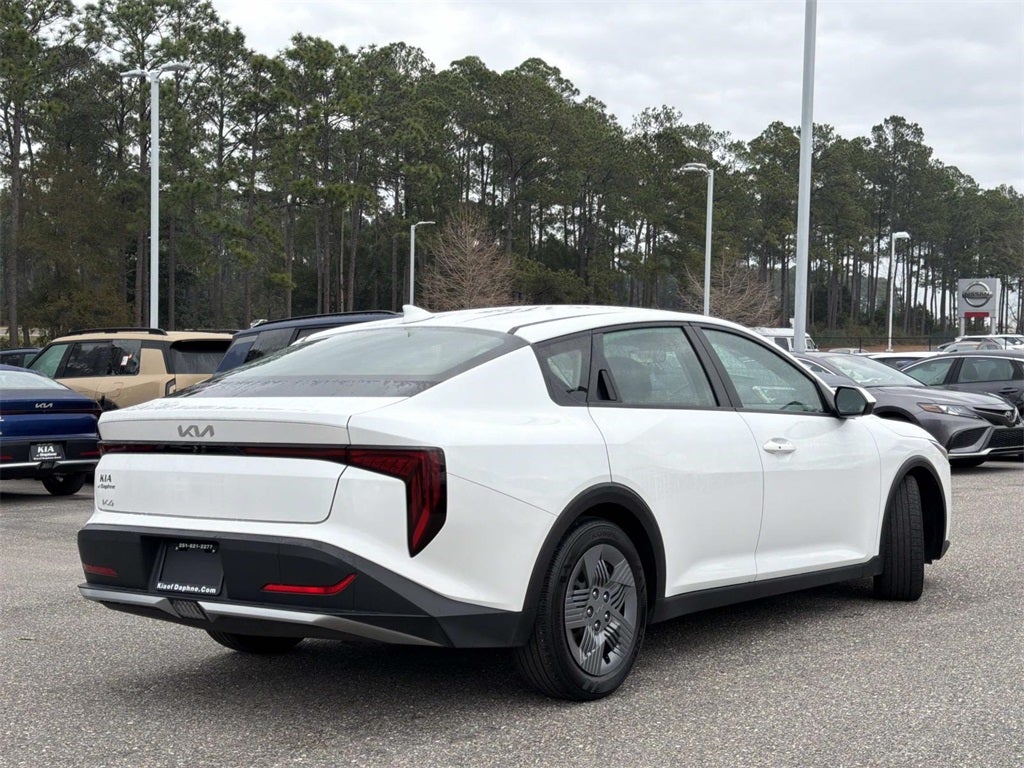 2025 Kia K4 LX