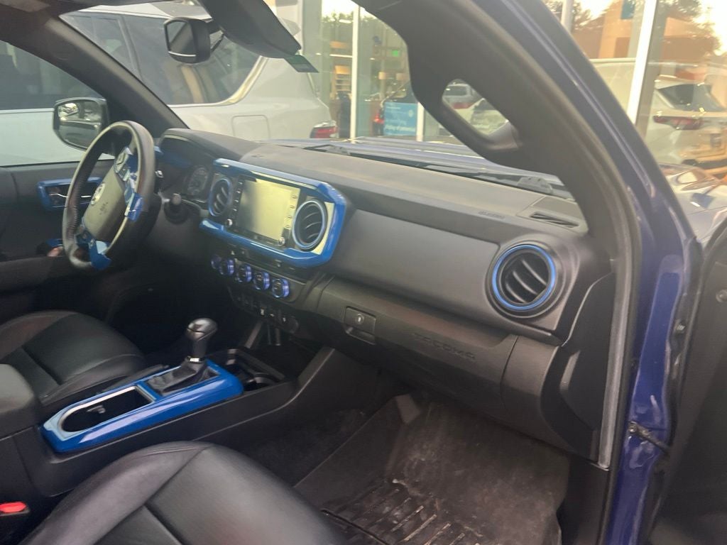 2022 Toyota Tacoma TRD Sport V6