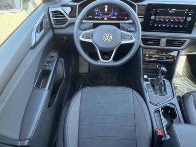 2027 Volkswagen Taos 1.5T SE Black