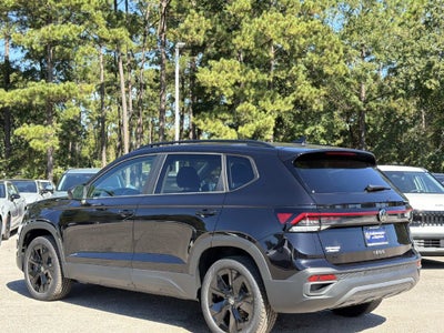 2027 Volkswagen Taos 1.5T SE Black