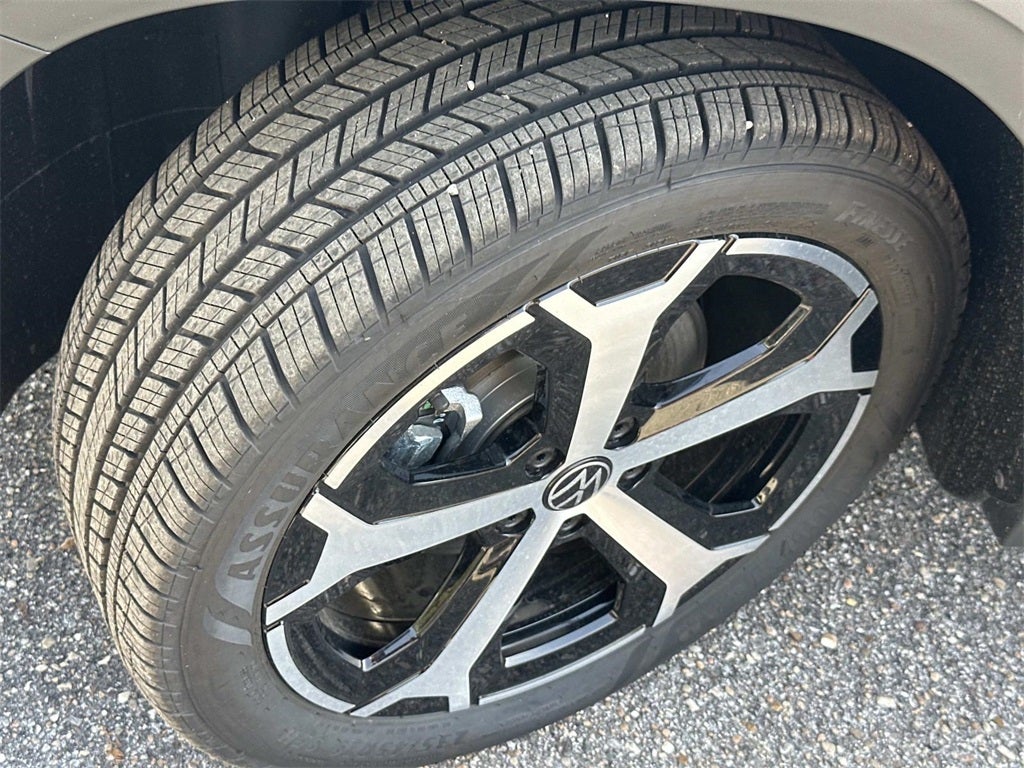 2026 Volkswagen Taos 1.5T SEL