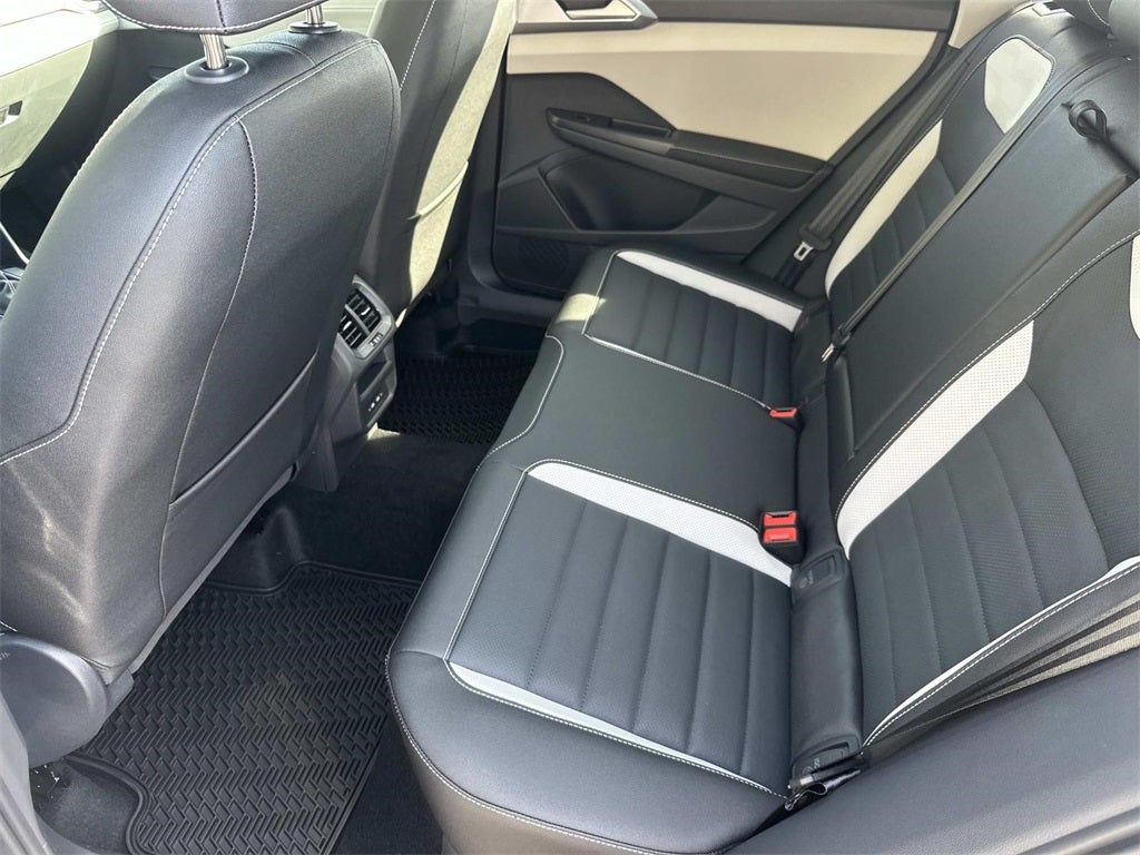 2026 Volkswagen Taos 1.5T SEL