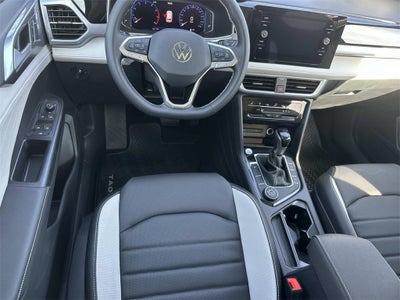 2026 Volkswagen Taos 1.5T SEL
