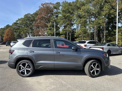 2026 Volkswagen Taos 1.5T SEL