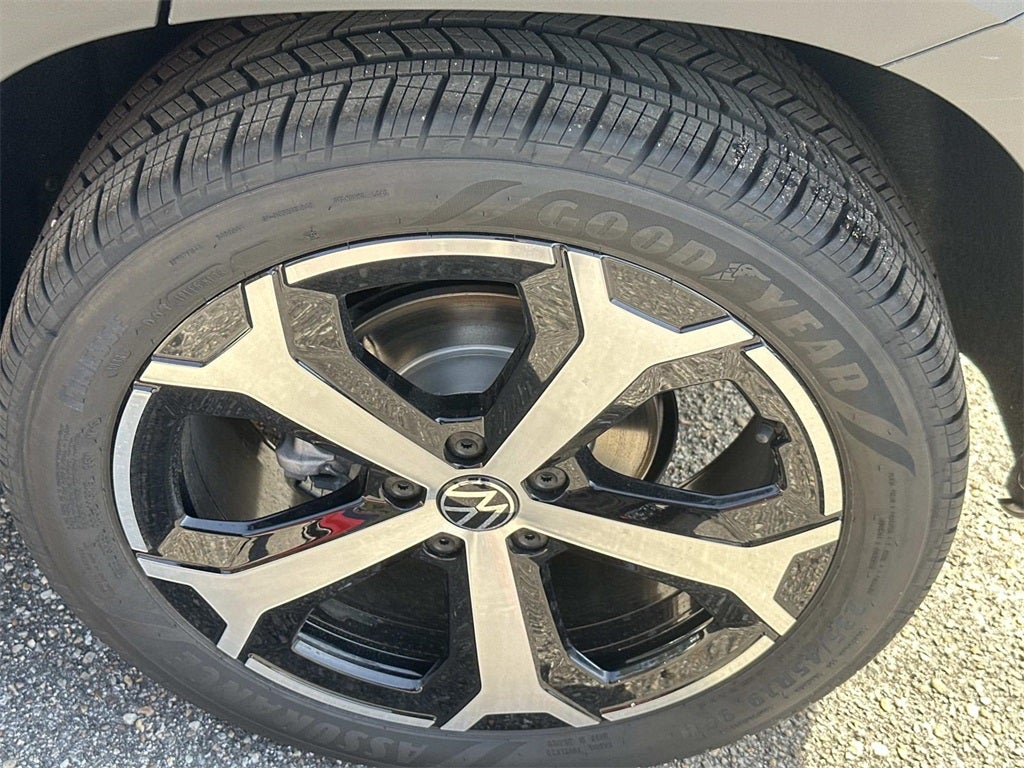 2026 Volkswagen Taos 1.5T SEL