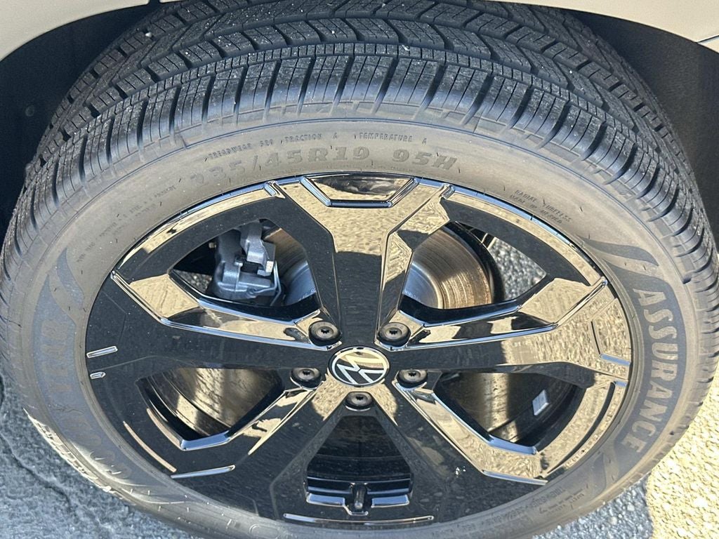 2026 Volkswagen Taos 1.5T SEL