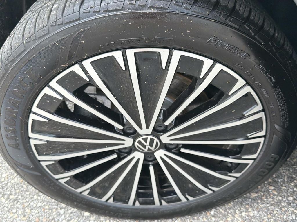 2025 Volkswagen Taos 1.5T SE