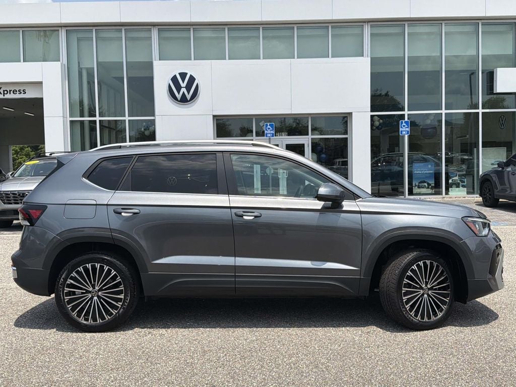2025 Volkswagen Taos 1.5T SE
