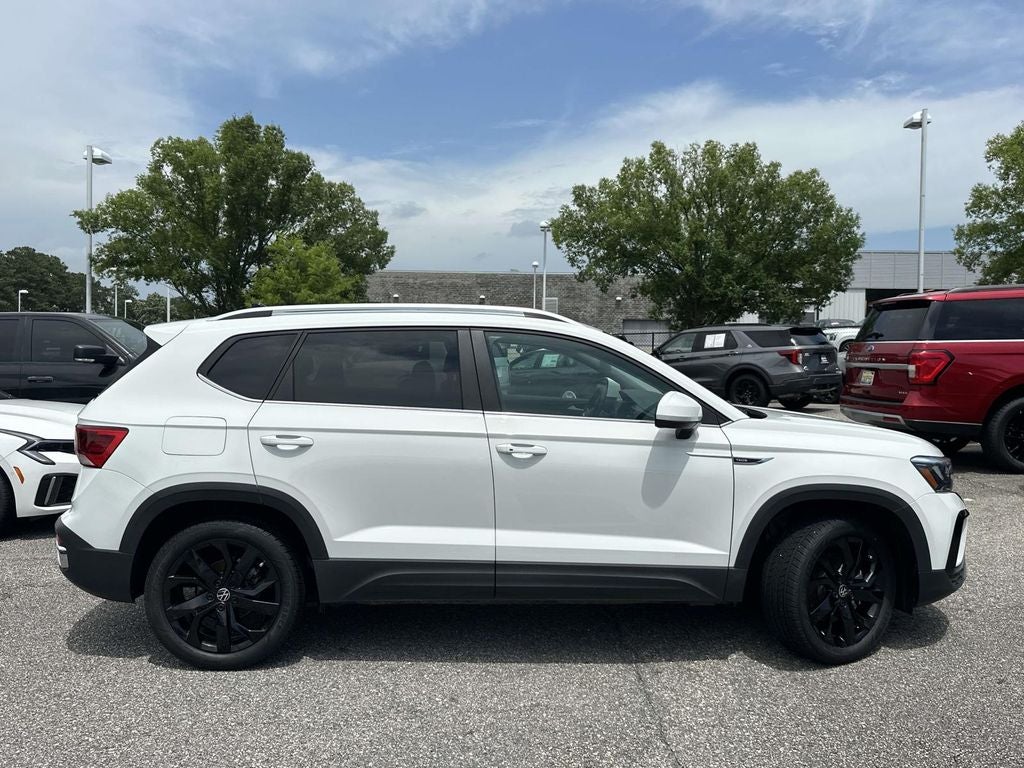 2023 Volkswagen Taos 1.5T SE
