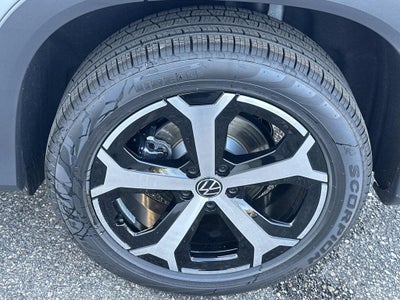 2026 Volkswagen Tiguan 2.0T SE