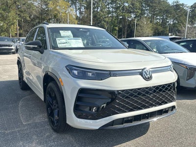 2026 Volkswagen Tiguan 2.0T SE R-Line Black