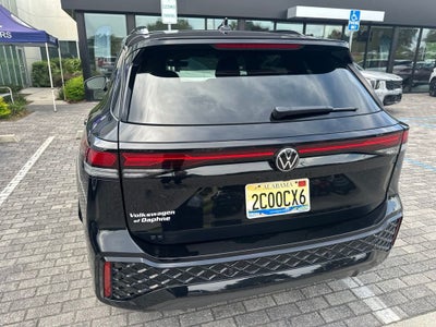 2025 Volkswagen Tiguan 2.0T SE R-Line Black