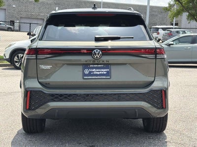 2026 Volkswagen Tiguan 2.0T SE R-Line Black