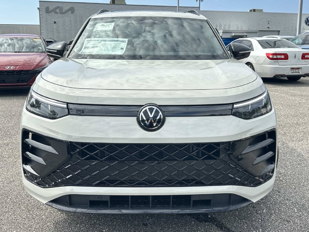 2026 Volkswagen Tiguan SE R-Line Black