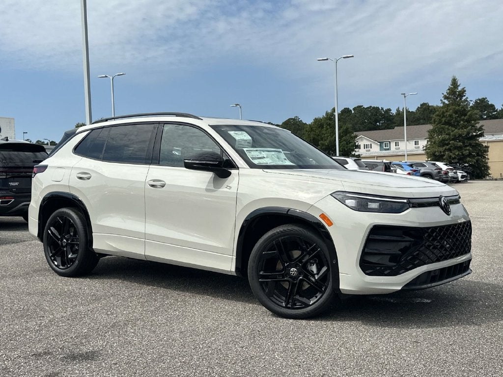 2026 Volkswagen Tiguan SE R-Line Black