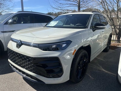 2026 Volkswagen Tiguan 2.0T SE R-Line Black