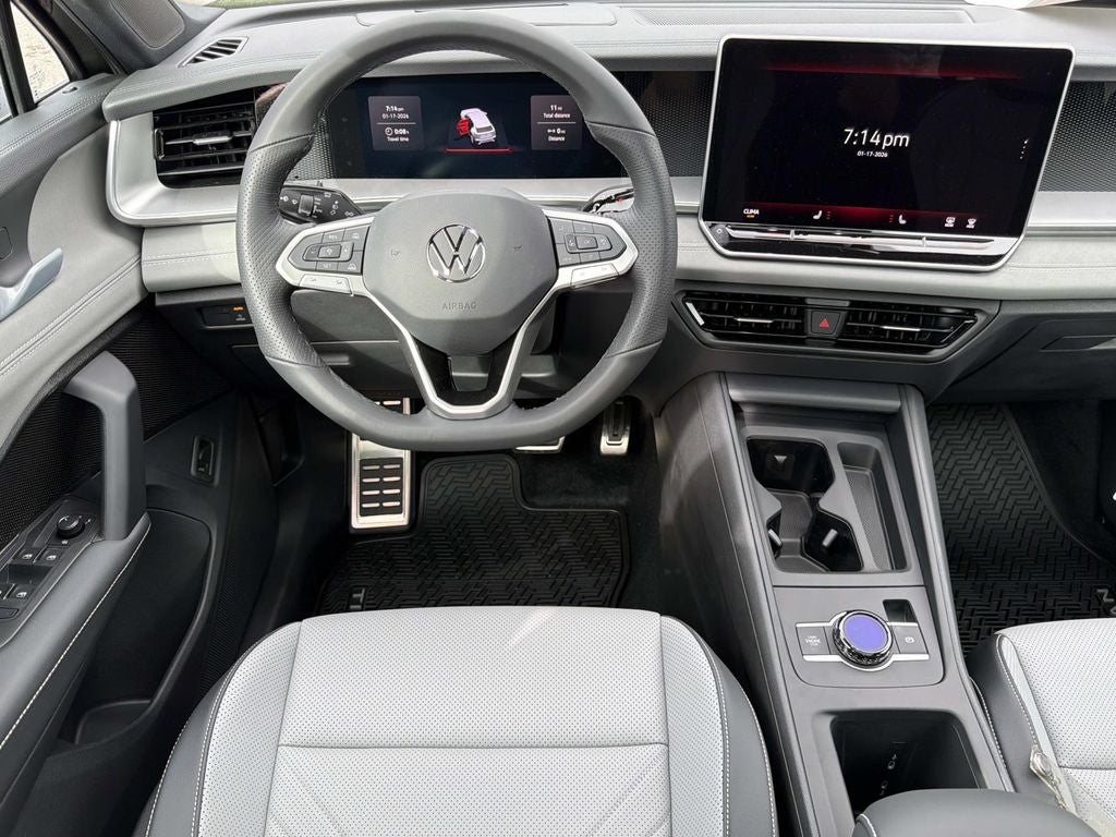 2026 Volkswagen Tiguan 2.0T SE R-Line Black