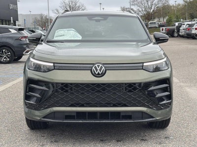2026 Volkswagen Tiguan 2.0T SE R-Line Black