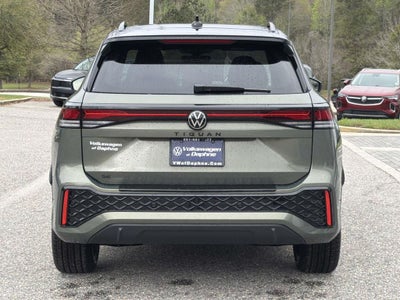 2026 Volkswagen Tiguan 2.0T SE R-Line Black