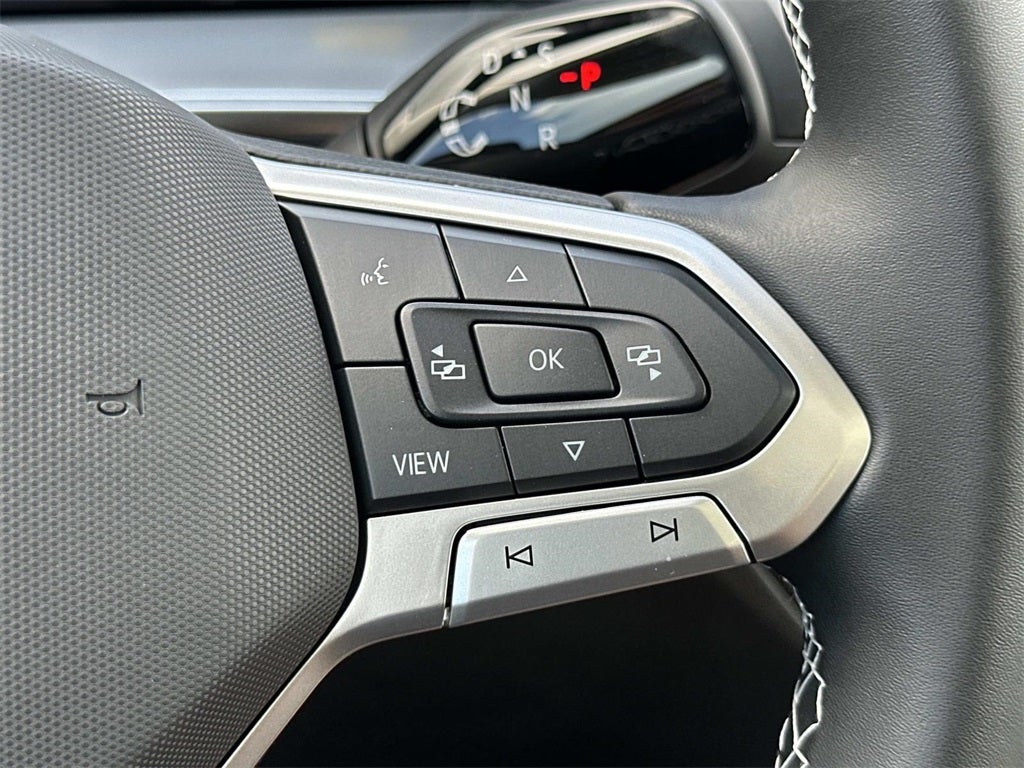 2025 Volkswagen Tiguan 2.0T SE