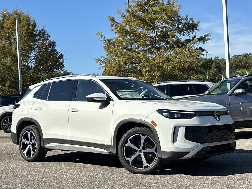 2025 Volkswagen Tiguan 2.0T SE