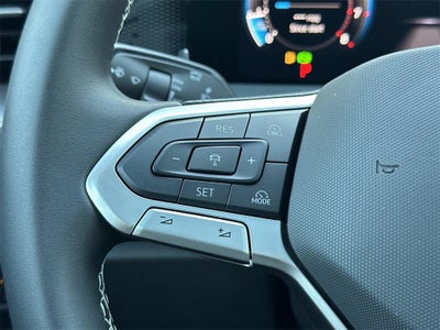 2025 Volkswagen Tiguan 2.0T SE