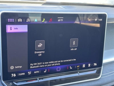 2025 Volkswagen Tiguan 2.0T SE