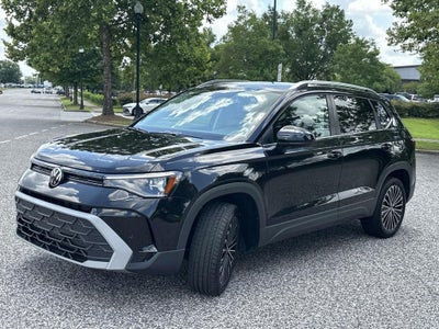2025 Volkswagen Taos 1.5T SE