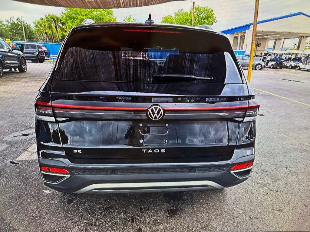 2025 Volkswagen Taos 1.5T SE