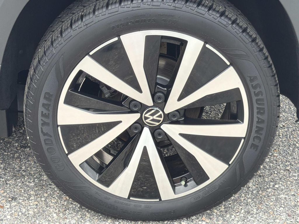 2024 Volkswagen Taos 1.5T SE