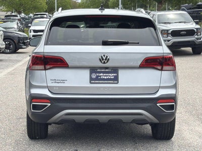 2024 Volkswagen Taos 1.5T SE