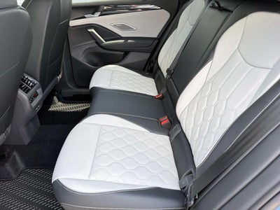 2026 Volkswagen Tiguan 2.0T SEL R-Line