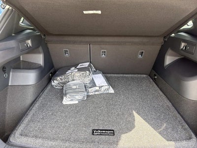 2026 Volkswagen Tiguan 2.0T SEL R-Line