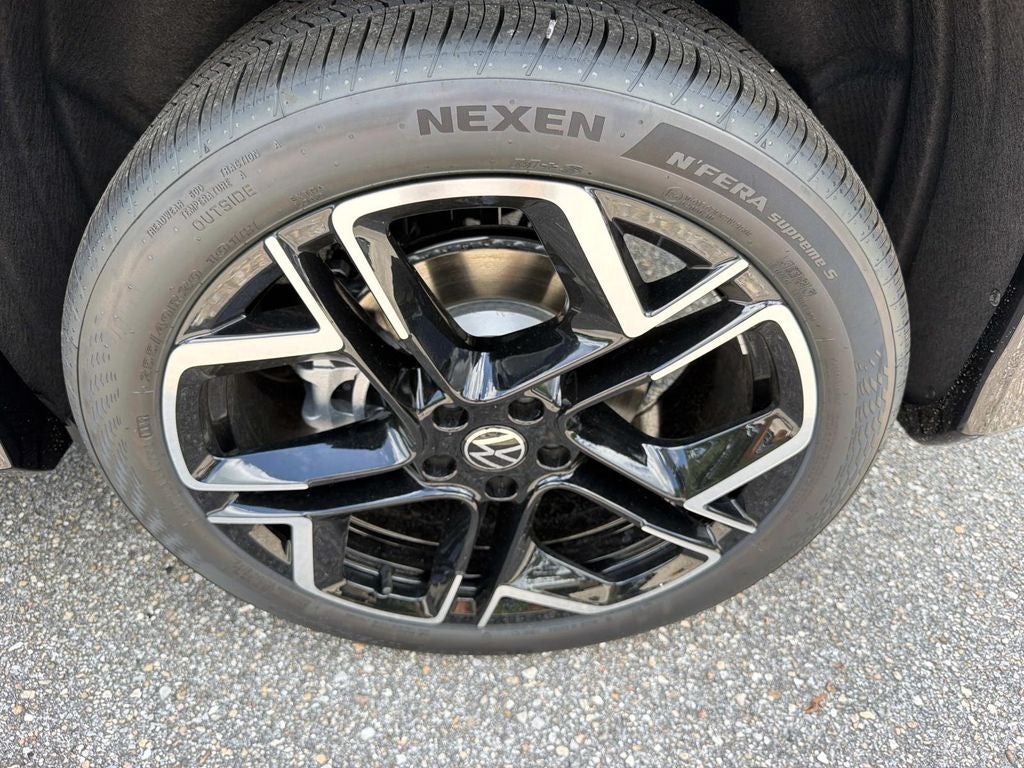 2026 Volkswagen Tiguan 2.0T SEL R-Line