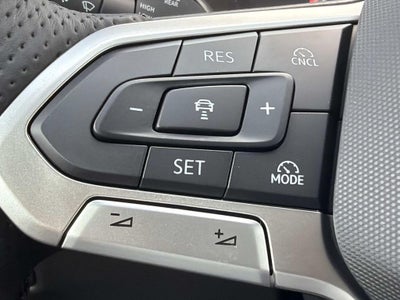 2026 Volkswagen Tiguan 2.0T SEL R-Line