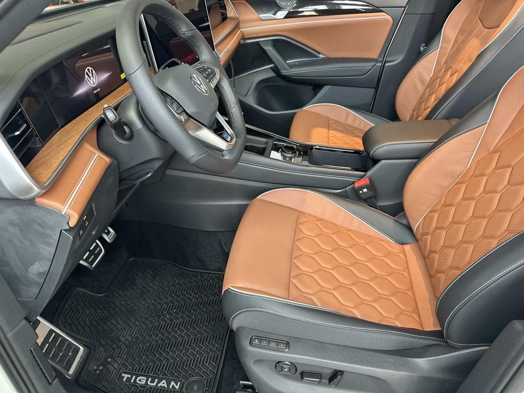 2026 Volkswagen Tiguan 2.0T SEL R-Line Turbo