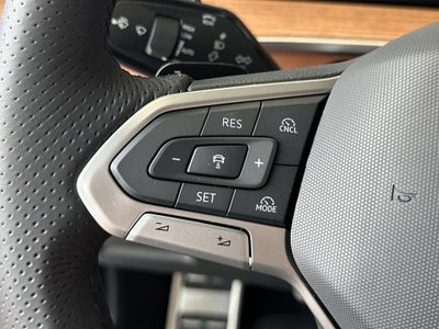 2026 Volkswagen Tiguan 2.0T SEL R-Line Turbo