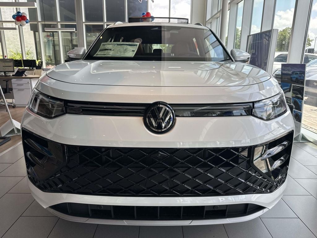 2026 Volkswagen Tiguan 2.0T SEL R-Line Turbo