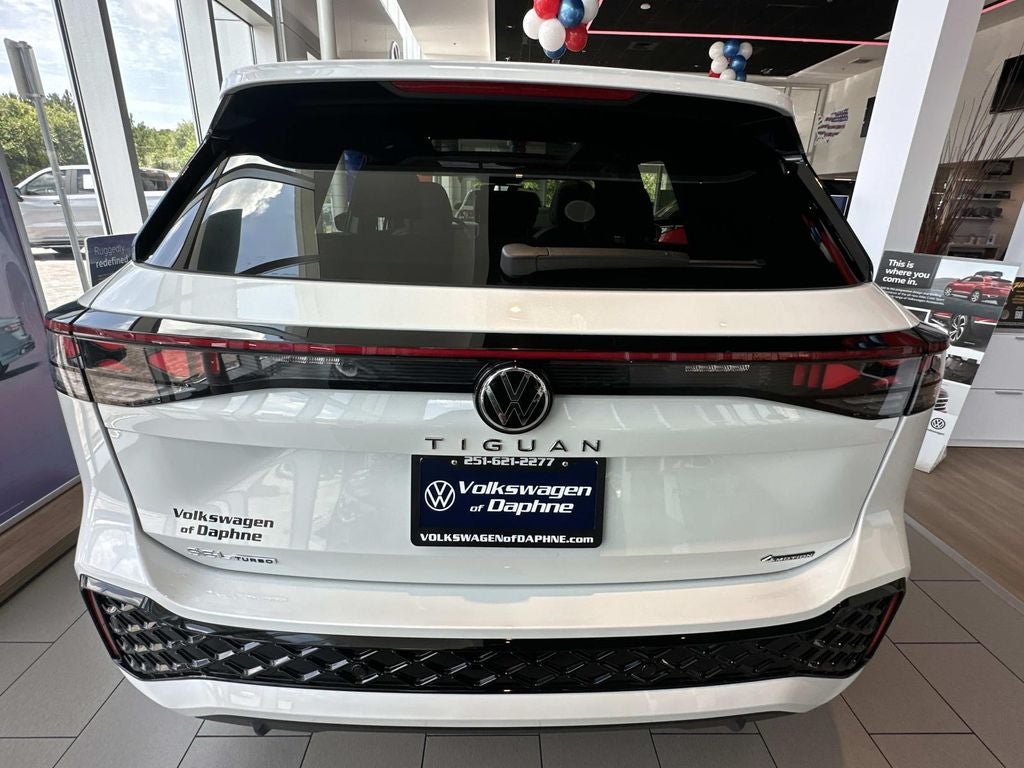 2026 Volkswagen Tiguan 2.0T SEL R-Line Turbo