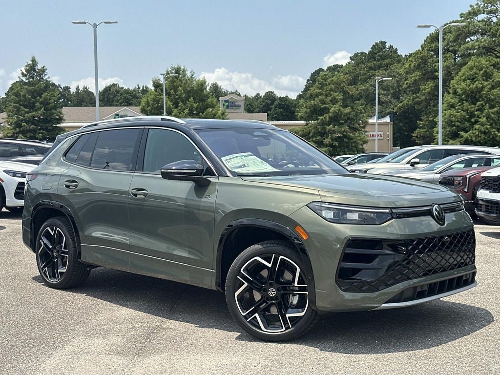 2026 Volkswagen Tiguan 2.0T SEL R-Line Turbo