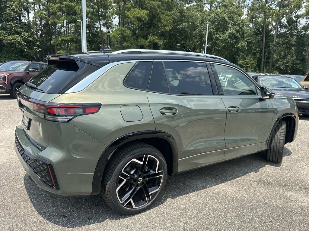 2026 Volkswagen Tiguan 2.0T SEL R-Line Turbo