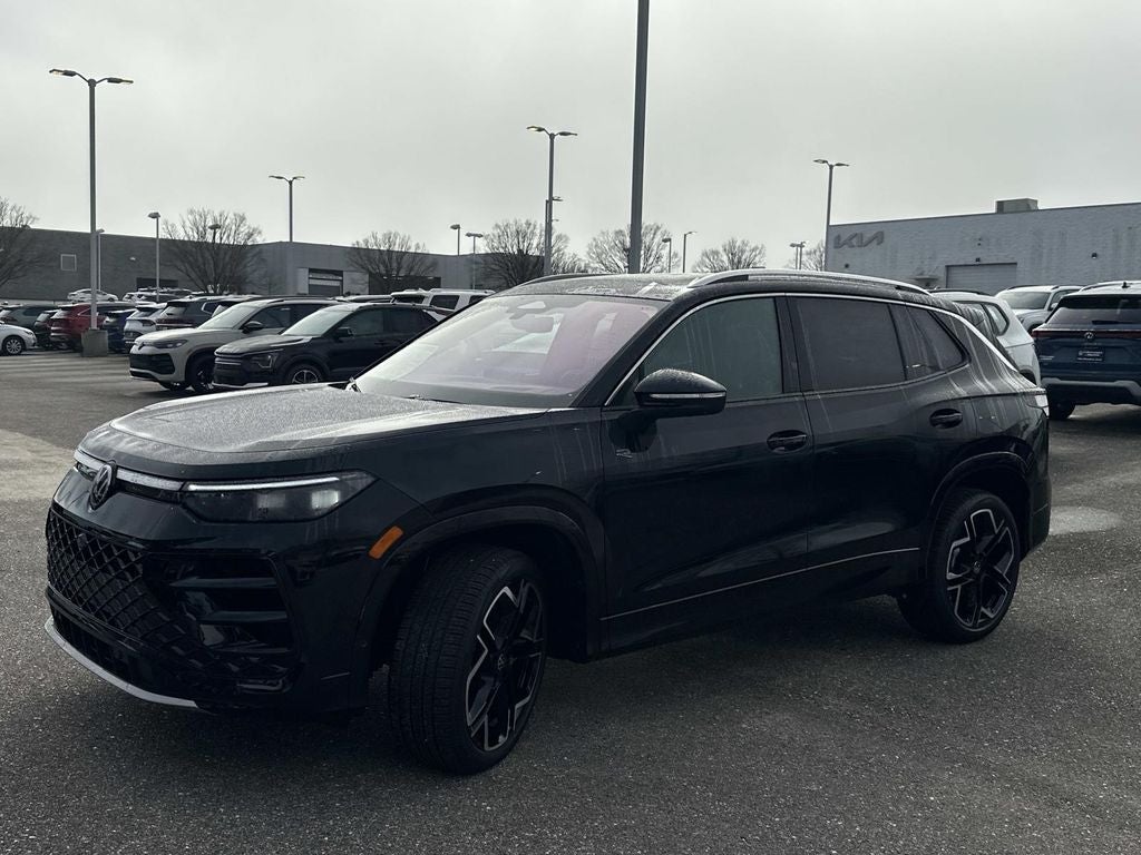 2026 Volkswagen Tiguan 2.0T SEL R-Line