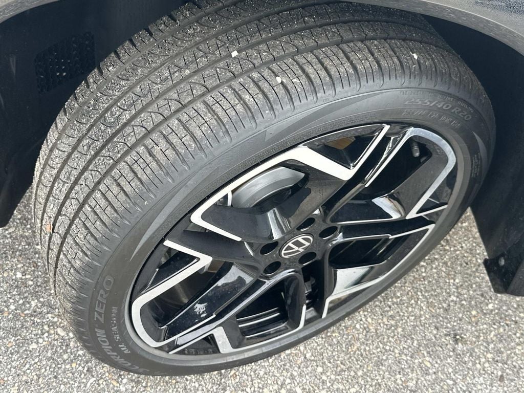 2026 Volkswagen Tiguan 2.0T SEL R-Line