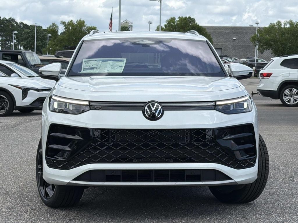 2026 Volkswagen Tiguan 2.0T SEL R-Line Turbo