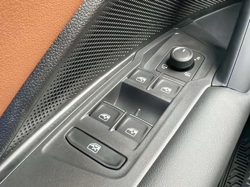 2026 Volkswagen Tiguan 2.0T SEL R-Line Turbo