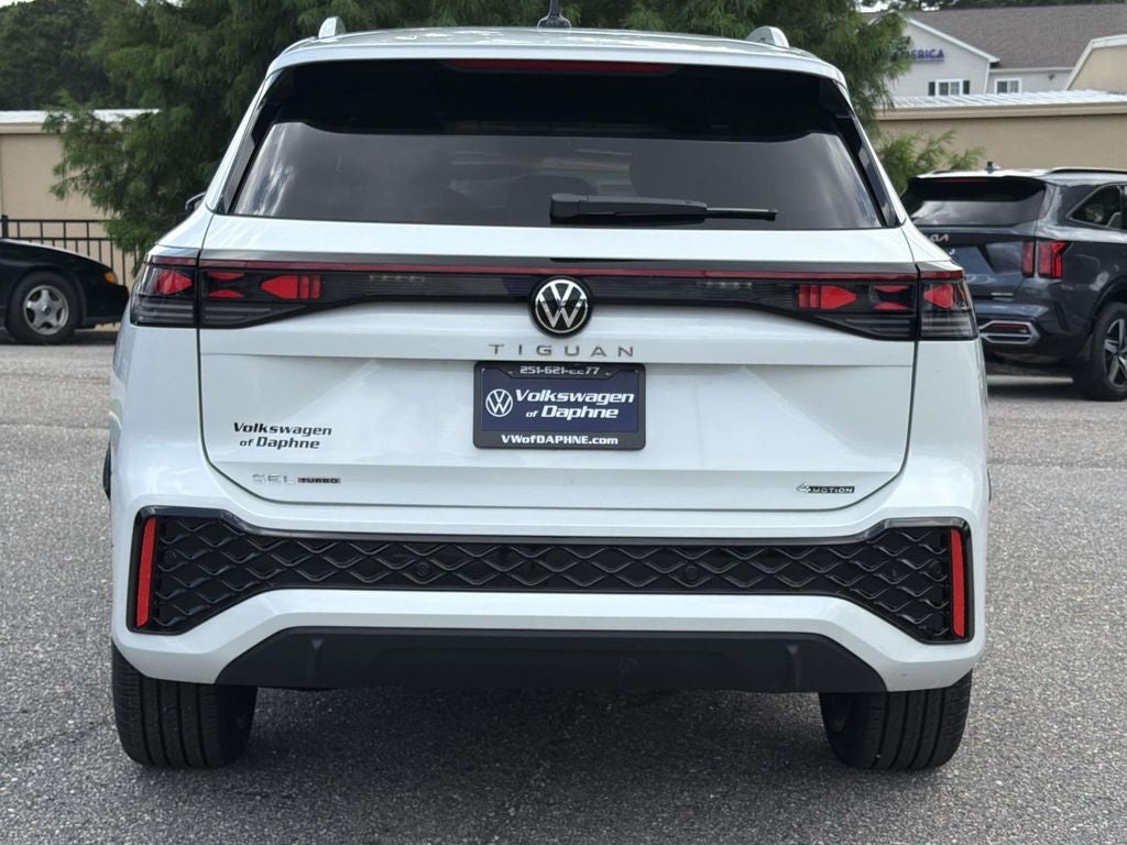 2026 Volkswagen Tiguan 2.0T SEL R-Line Turbo