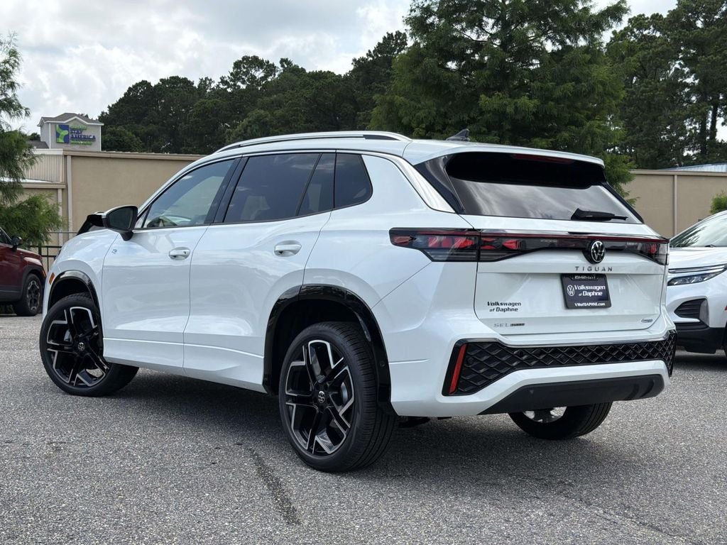 2026 Volkswagen Tiguan 2.0T SEL R-Line Turbo