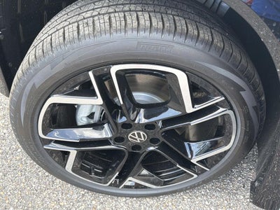 2026 Volkswagen Tiguan 2.0T SEL R-Line Turbo