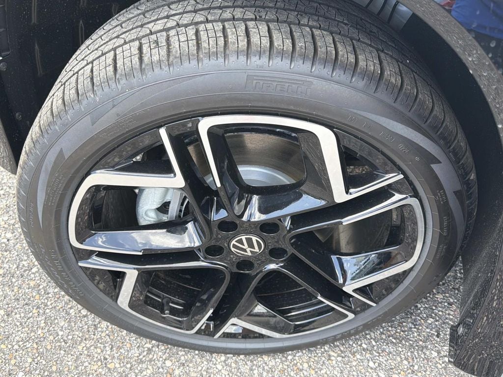 2026 Volkswagen Tiguan 2.0T SEL R-Line Turbo
